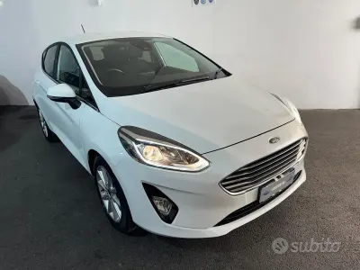 Usata Ford Fiesta ST-Line 86 CV (63 kW) 2019 Bianco Utilitaria