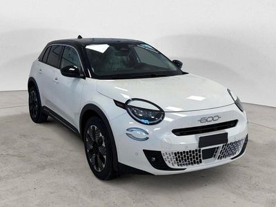 Nuova Fiat 600 La Prima 100 CV (73 kW) 2025 Bianco SUV