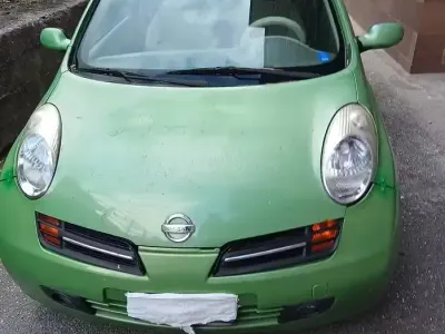 Usata Nissan Micra 54 CV (39 kW) 2003 Verde Utilitaria
