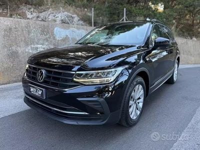 Usata VW Tiguan Life 150 CV (110 kW) 2021 Nero SUV