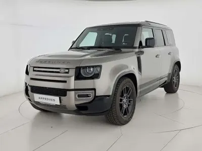 Usata Land Rover Defender SE Dynamic 200 CV (147 kW) 2025 Grigio SUV