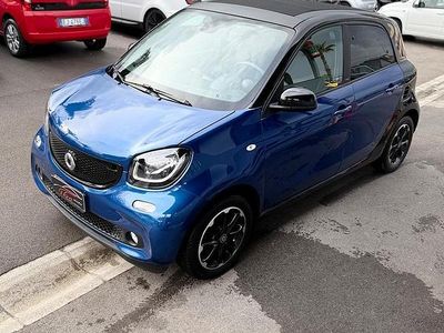 Usata Smart ForFour Passion 90 CV (66 kW) 2018 Blu Utilitaria