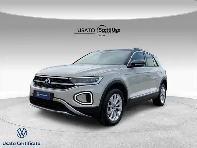Usata VW T-Roc Style 110 CV (80 kW) 2023 Grigio SUV