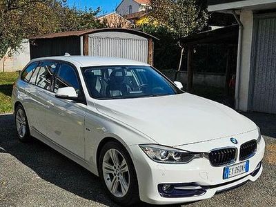 Usata BMW 320 Sport Line 184 CV (135 kW) 2015 Bianco Station wagon