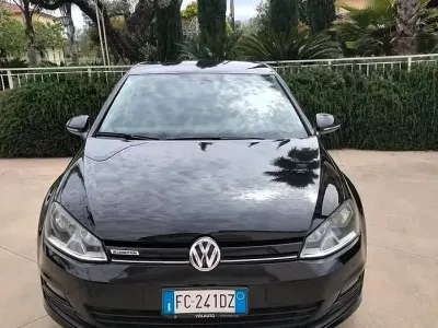 Usata VW Golf VII Highline 110 CV (80 kW) 2016 Nero Berlina