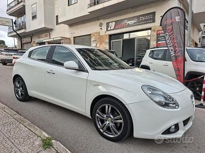 Usata Alfa Romeo Giulietta 120 CV (88 kW) 2016 Bianco Utilitaria
