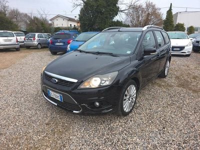 Usata Ford Focus 115 CV (84 kW) 2009 Nero Station wagon