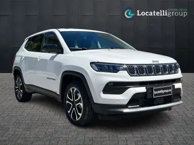 Usata Jeep Compass Altitude 131 CV (96 kW) 2024 Alpine white SUV