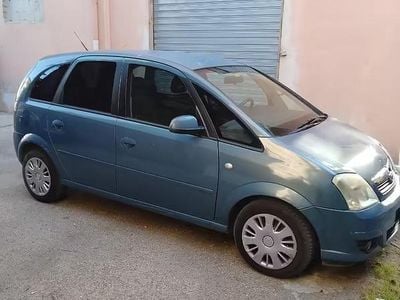 Occasion Opel Meriva 101 ch (74 kW) 2010 Bleue Monospace