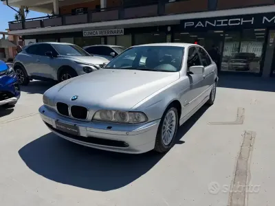 Usata BMW 530 M Sport 193 CV (141 kW) 2002 Grigio Berlina