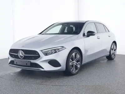 Usata Mercedes A180 Advanced 136 CV (100 kW) 2025 Argento hightech Berlina