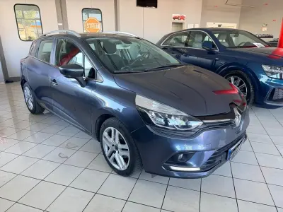 Usata Renault Clio Intens 89 CV (65 kW) 2017 Grigio Station wagon