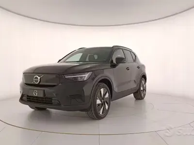 Ny Volvo EX40 Plus 127 kW (174 HK) 2026 Svart SUV