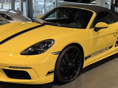 Usata Porsche 718 Boxster 299 CV (219 kW) 2024 Giallo Cabrio