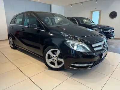 Usata Mercedes B180 Premium 109 CV (80 kW) 2012 Other Monovolume