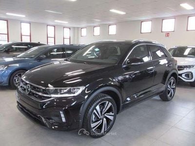 Nuova VW T-Roc R-line Plus 150 CV (110 kW) 2026 Nero SUV