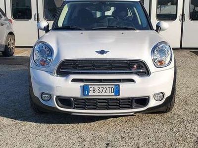 Usata Mini Cooper SD Countryman Business 143 CV (105 kW) 2015 Bianco SUV