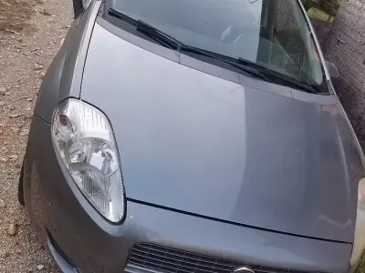Usata Fiat 1600 65 CV (47 kW) 2009 Grigio Berlina