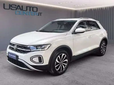 Usata VW T-Roc Style 150 CV (110 kW) 2023 6u ascot grey SUV