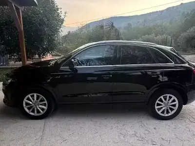 Usata Audi Q3 Business 150 CV (110 kW) 2015 Nero SUV