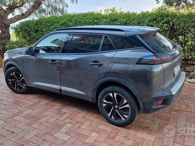 Usata Peugeot 2008 100 kW (136 CV) 2021 Grigio SUV