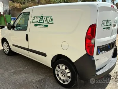 Usata Fiat Doblò 105 CV (77 kW) 2014 Bianco Monovolume