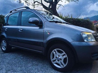 Käytetty Fiat Panda Climbing 60 HP (44 kW) 2010 Viistoperä