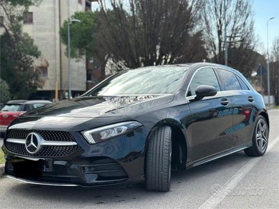 Usata Mercedes A180 AMG 136 CV (100 kW) 2019 Nero Berlina
