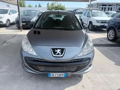 Käytetty Peugeot 206 57 HP (41 kW) 2010 Harmaa Sedan