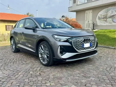 Usata Audi Q4 e-tron S-Line 77 kW (105 CV) 2023 Grigio SUV