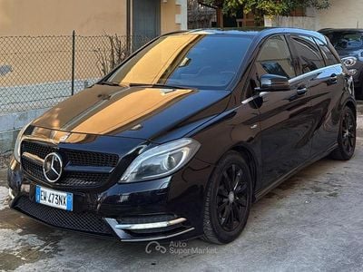 Brugt Mercedes B180 109 HK (80 kW) 2013 Sort MPV