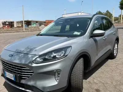 Usata Ford Kuga Titanium 120 CV (88 kW) 2022 Grigio SUV