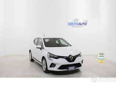 Usata Renault Clio V Business 101 CV (74 kW) 2022 Bianco Berlina