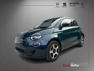 Usata Fiat 500e Action 100 kW (136 CV) 2022 Verde Utilitaria