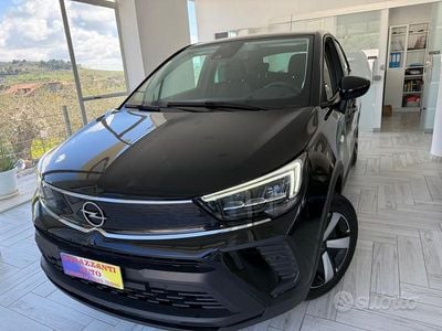 Usata Opel Crossland Elegance 120 CV (88 kW) 2022 Nero SUV