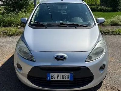 Usata Ford Ka Titanium 69 CV (50 kW) 2010 Argento Utilitaria