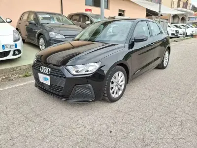 Usata Audi A1 Sportback 116 CV (85 kW) 2019 Nero Utilitaria