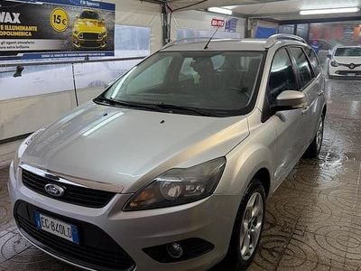 Usata Ford Focus 110 CV (80 kW) 2011 Grigio Station wagon