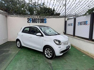Bianco Usata 2015 Smart ForFour Passion Utilitaria | 9900 € (Cara)