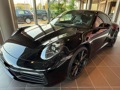 Porsche 911 Carrera