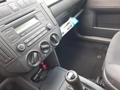 Usata VW Polo 101 CV (74 kW) 2008 Grigio Utilitaria