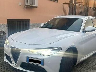 Usata 2019 Alfa Romeo Giulia Executive Berlina | 23.999 € (Buon prezzo)