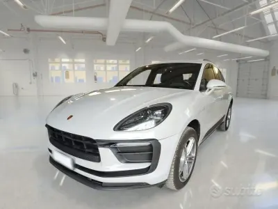 Usata Porsche Macan 265 CV (194 kW) 2023 Bianco SUV