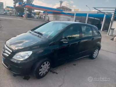 Usado Mercedes B150