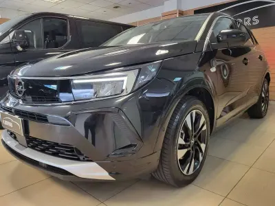 Usata Opel Grandland X Business Elegance 131 CV (96 kW) 2023 Nero SUV