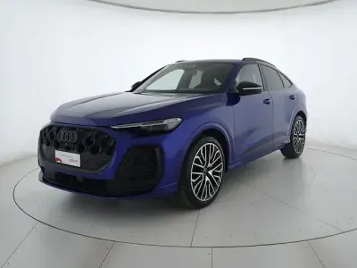 Usata Audi SQ5 Sportback Comfort 367 CV (269 kW) 2025 Blu ultra metallizzato SUV