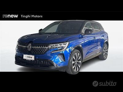 Usata Renault Austral Techno 200 CV (147 kW) 2023 Blu chiaro SUV