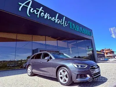 Usata Audi A4 163 CV (119 kW) 2022 Grigio scuro Station wagon