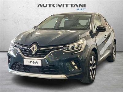 Usata Renault Captur Techno 145 CV (106 kW) 2023 Blu scuro SUV