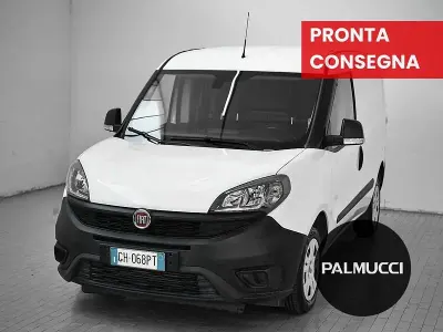 Usata Fiat Doblò Business 105 CV (77 kW) 2021 Bianco Monovolume